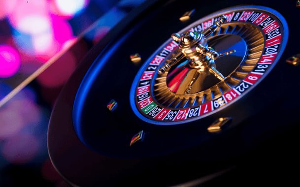 Pengguna menikmati fitur taruhan live betting dan memilih opsi taruhan beragam yang tersedia